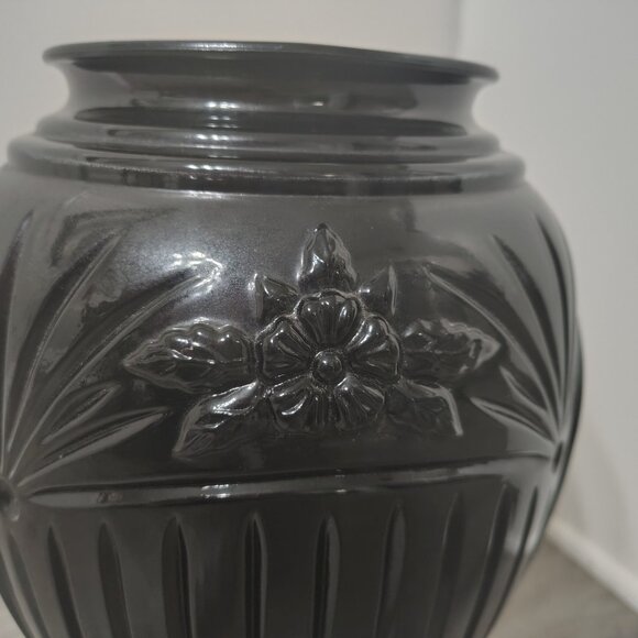 Vintage Anchor Hocking Cambridge Large 16" Black Glass Vase - Picture 2 of 6